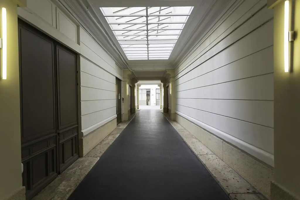 Luxury In Center - Louvre Museum Apartament